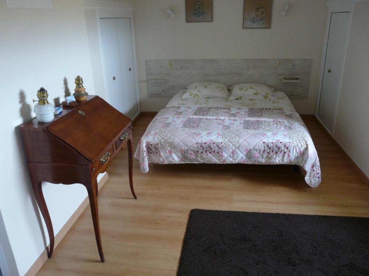 Mamoucafecouette Bed & Breakfast Роз-сюр-Куеснон Екстериор снимка
